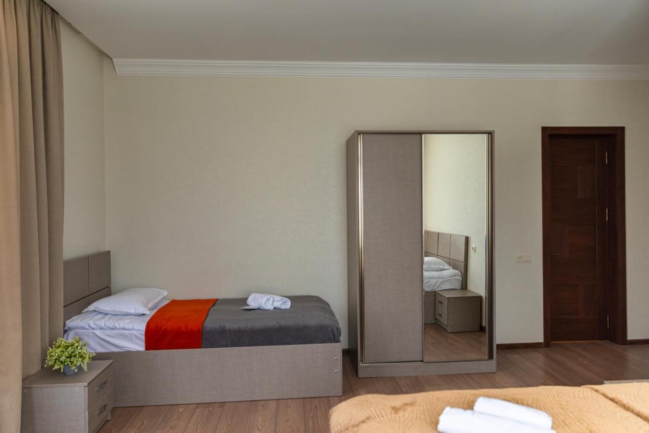 ホテルCliff House カズベギ エクステリア 写真